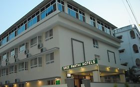 Sreeparthi Hotel
